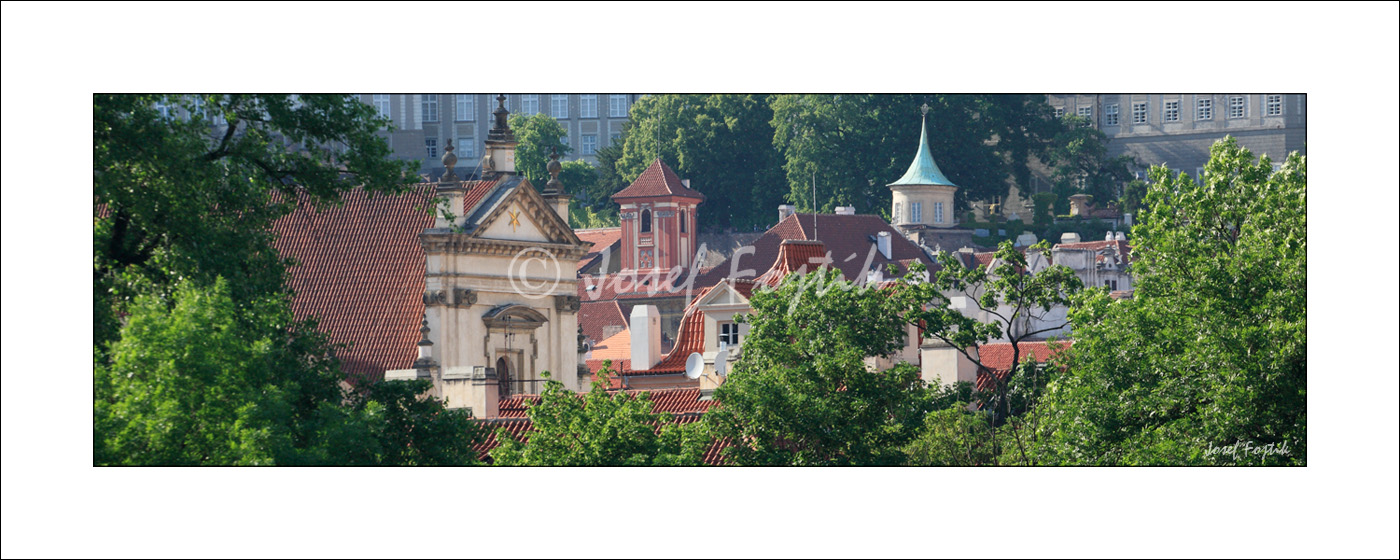 PSD0126823_pan_325.jpg