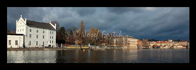 IMG0153892_pan_325.tif